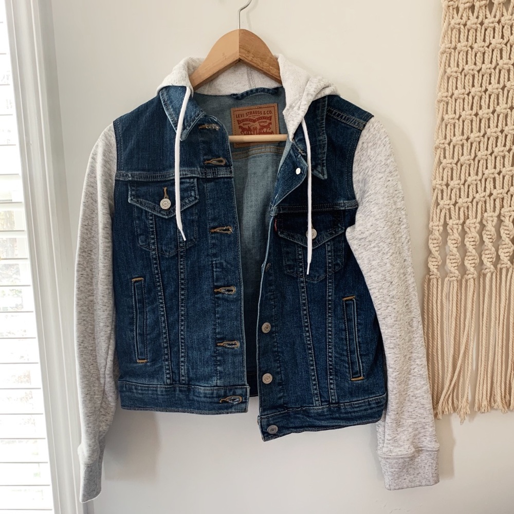 levi’s jean jacket cotton sleeves